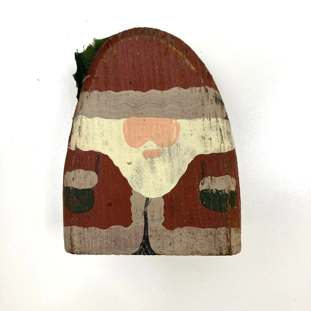 Lot of 5 Vtg Santa Claus Rustic Primitive Hobbyist Wood Hand‎ Painted Figurines